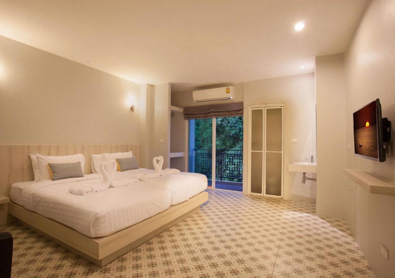 Nature Pine Phuket เนเชอร์ไพน์ภูเก็ต Rawai Exterior photo